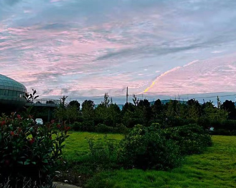 BG大游集团园区的夕阳真美 BG大游集团园区的夕阳真美